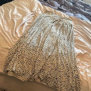Maxi skirt size small